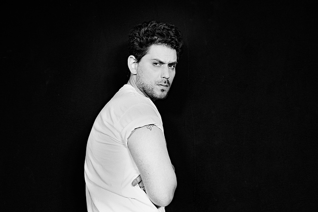 NAKENT, RÅTT OG KRAFTFULT